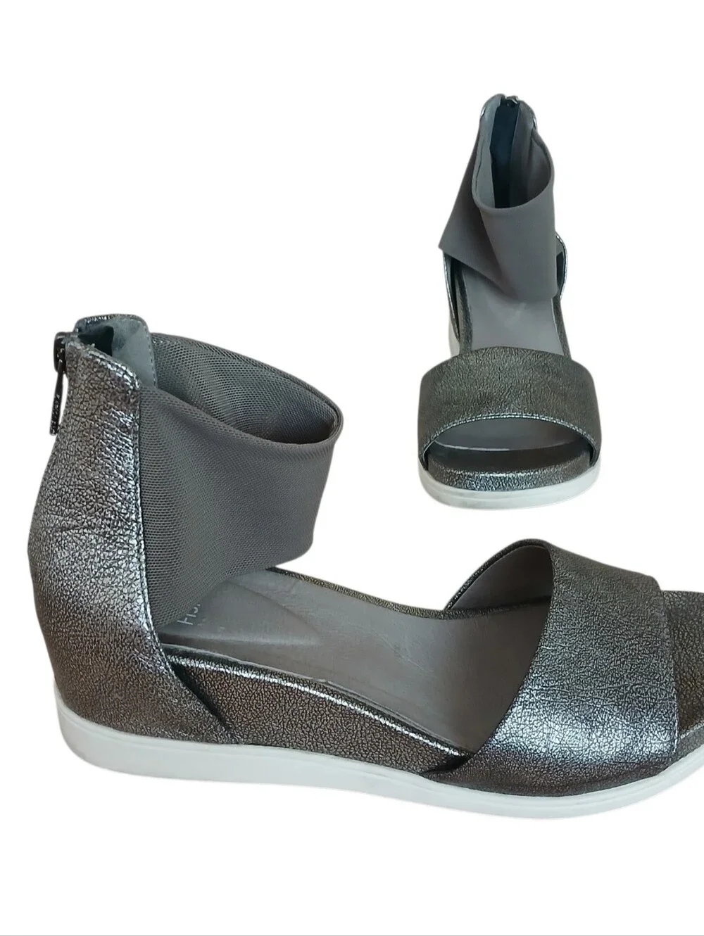 Eileen Fisher eileen fisher